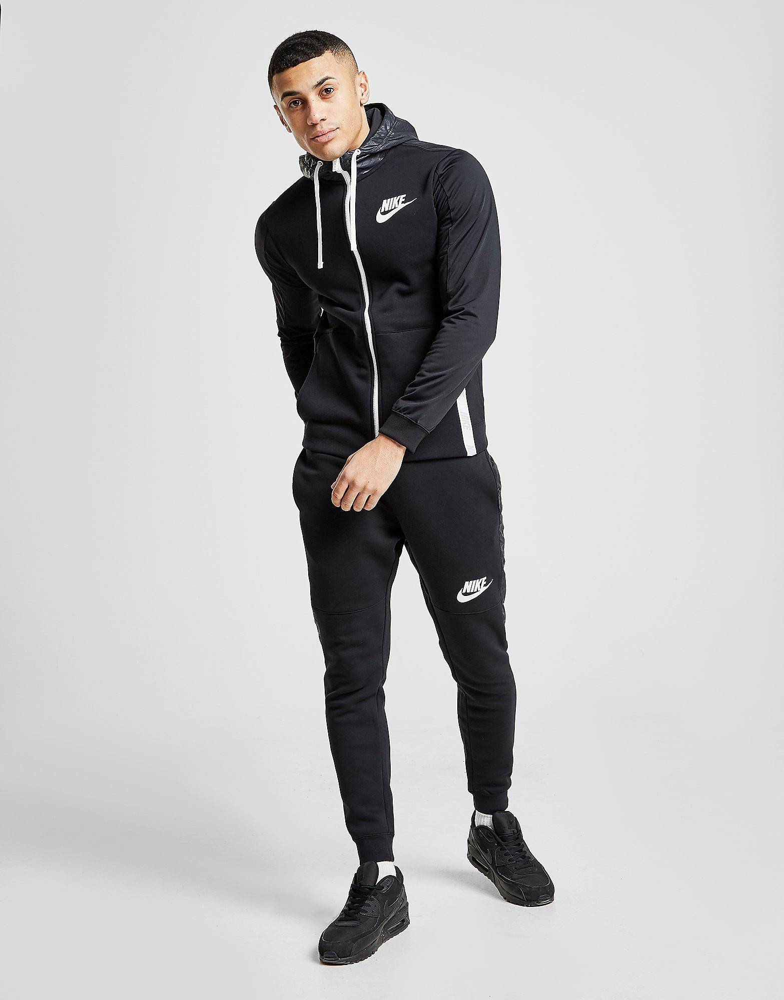 jdsports-fi-23110994543-d6d21